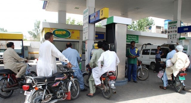 Petrol-pump-640×480.webp.webp