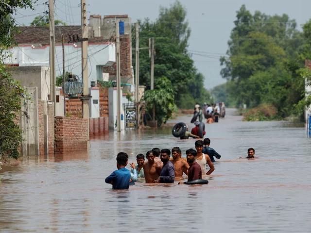 rain-floods-punjab-reuters1756571547-1-640×480.webp.webp