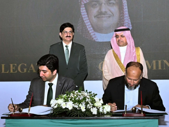 usama-canva-1200×900-51760038835-0-640×480.webp.webp