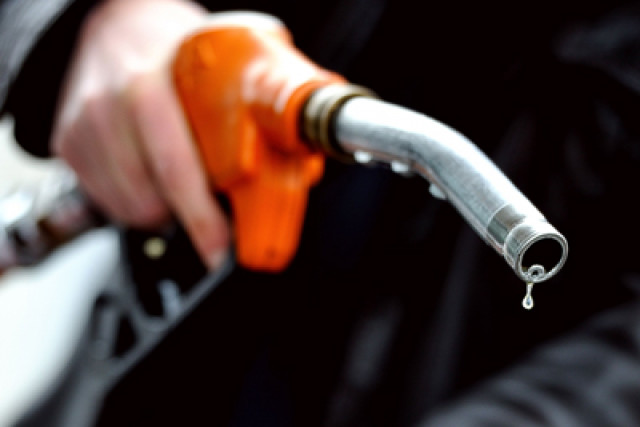 924425-Fuel-1437558975-640×480.webp.webp