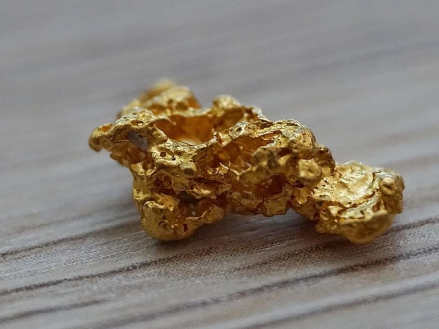 gold-nugget-pix1764605838-0-640×480.webp.webp